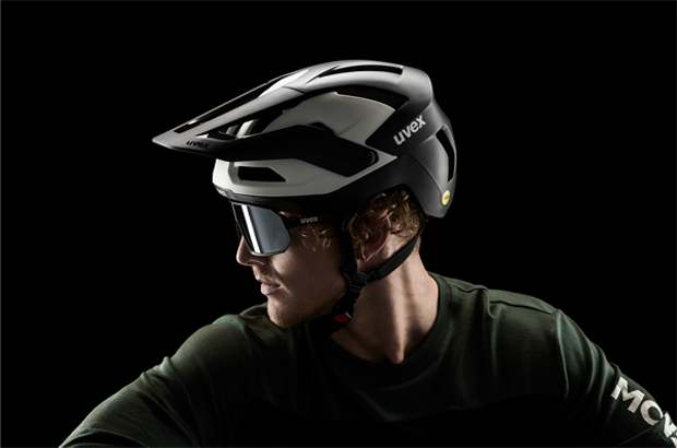 Uvex cycling top
